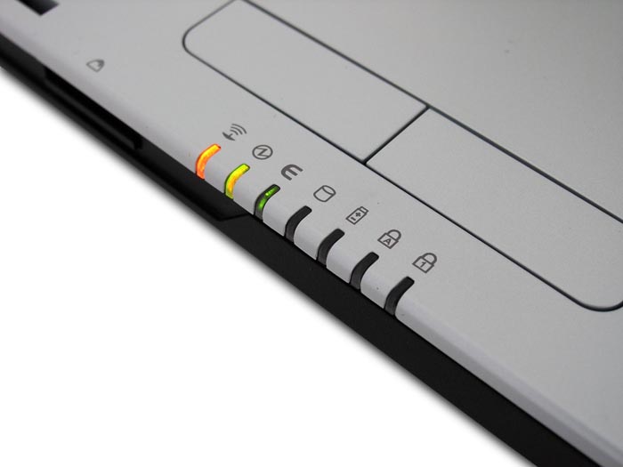 Обзор бюджетного офисного лэптопа Fujitsu Esprimo Mobile V6535 Обзор бюджетного офисного лэптопа Fujitsu Esprimo Mobile V6535